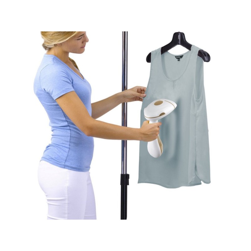 Stiratrice verticale a vapore