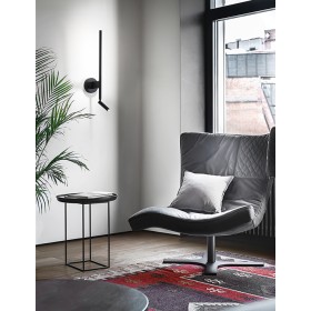 Applique in metallo verniciato a polvere colore nero opaco led orientabili a 300° h.55 x 7 x Pr.14 cm 