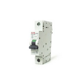 Interruttore automatico elfa e90e 1p c 16a 4,5ka  aeg