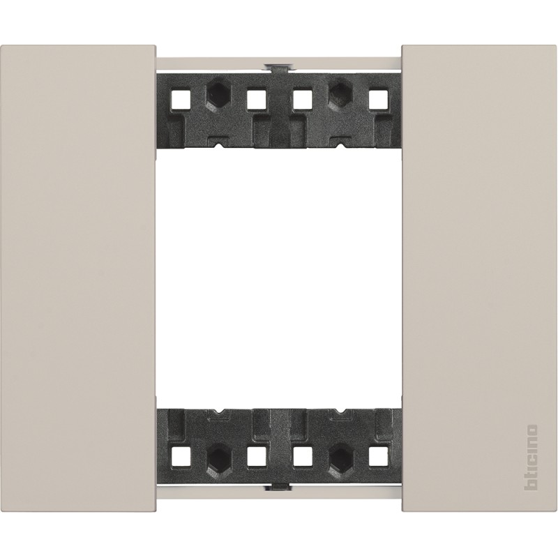 Placca 2 moduli living now sabbia materiale plastica bimaterica