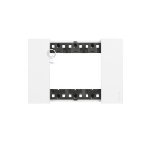 Placca coprinterruttori serie living now bticino 3p bianco ka4803kw