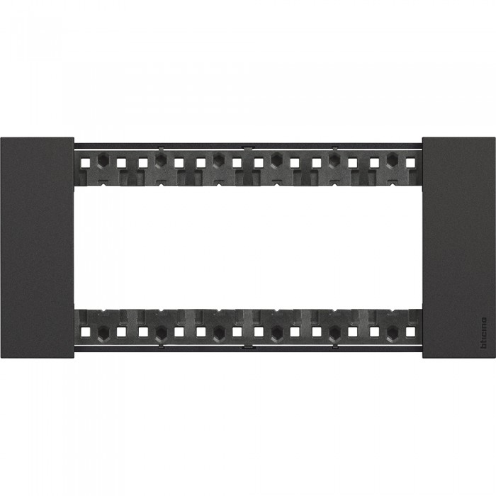 Placca 6 moduli living now nero materiale plastica 