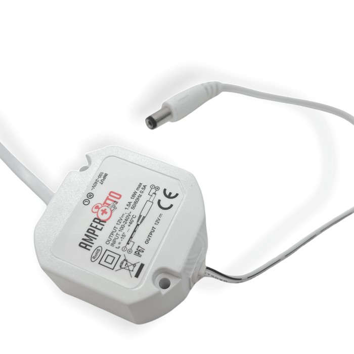 Alimentatore adatto per telecamere 100-240vac out 12vdc...