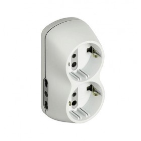 Universal electric adapter 4 outputs 2 bypass s3614d ticino