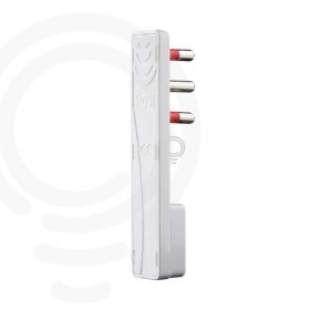 Weißer ultraflacher Stecker nach italienischem Standard 90° 16A 2P T 250V