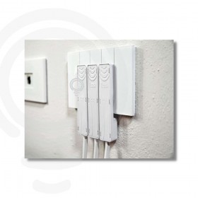 Spina ultra-piatta bianca a standard italiano 90° 10A  - 2P+T 250V 