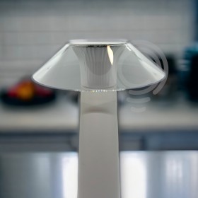 Portable and rechargeable table lamp with touch switch and dimmer 3000k ip44 led 2w
