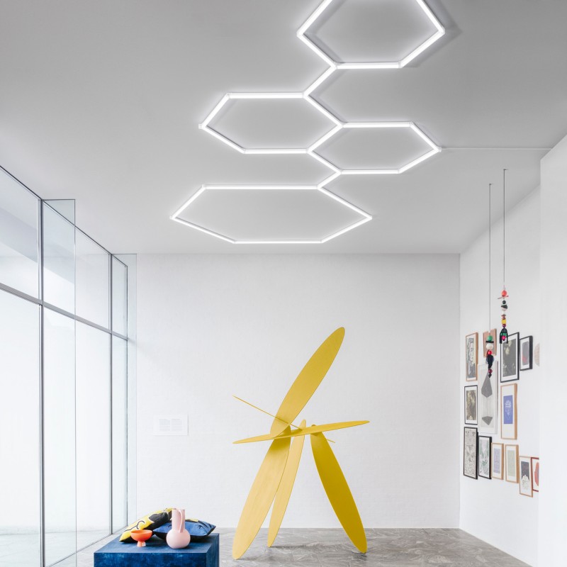 Barra led shape bianco in pc 18w 100lm 4000k 117cm