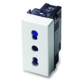 2P T 10 / 16a Master white mix bypass socket